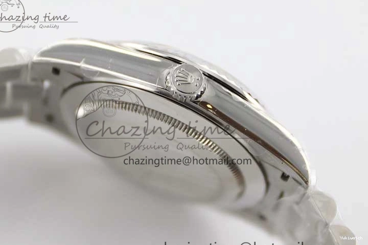 Edition 40mm 904L TWF A2836 SS Ice Date SS on Steel Bracelet Dial 1:1 Day Blue Best 0108